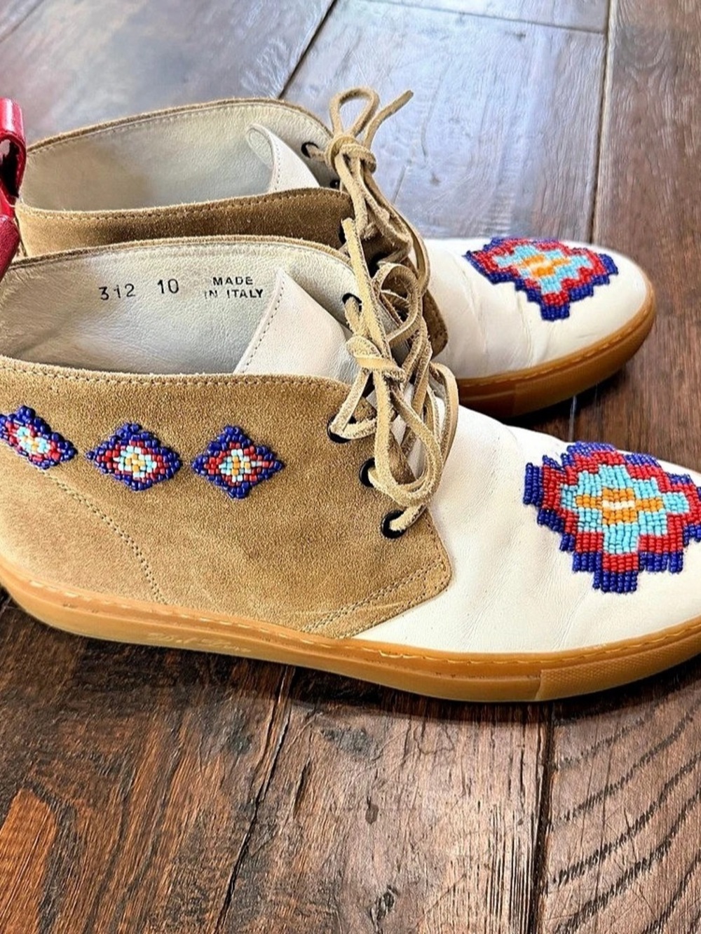 Del Toro unisex  Beaded Leather Sneakers chukka boots woman size US10